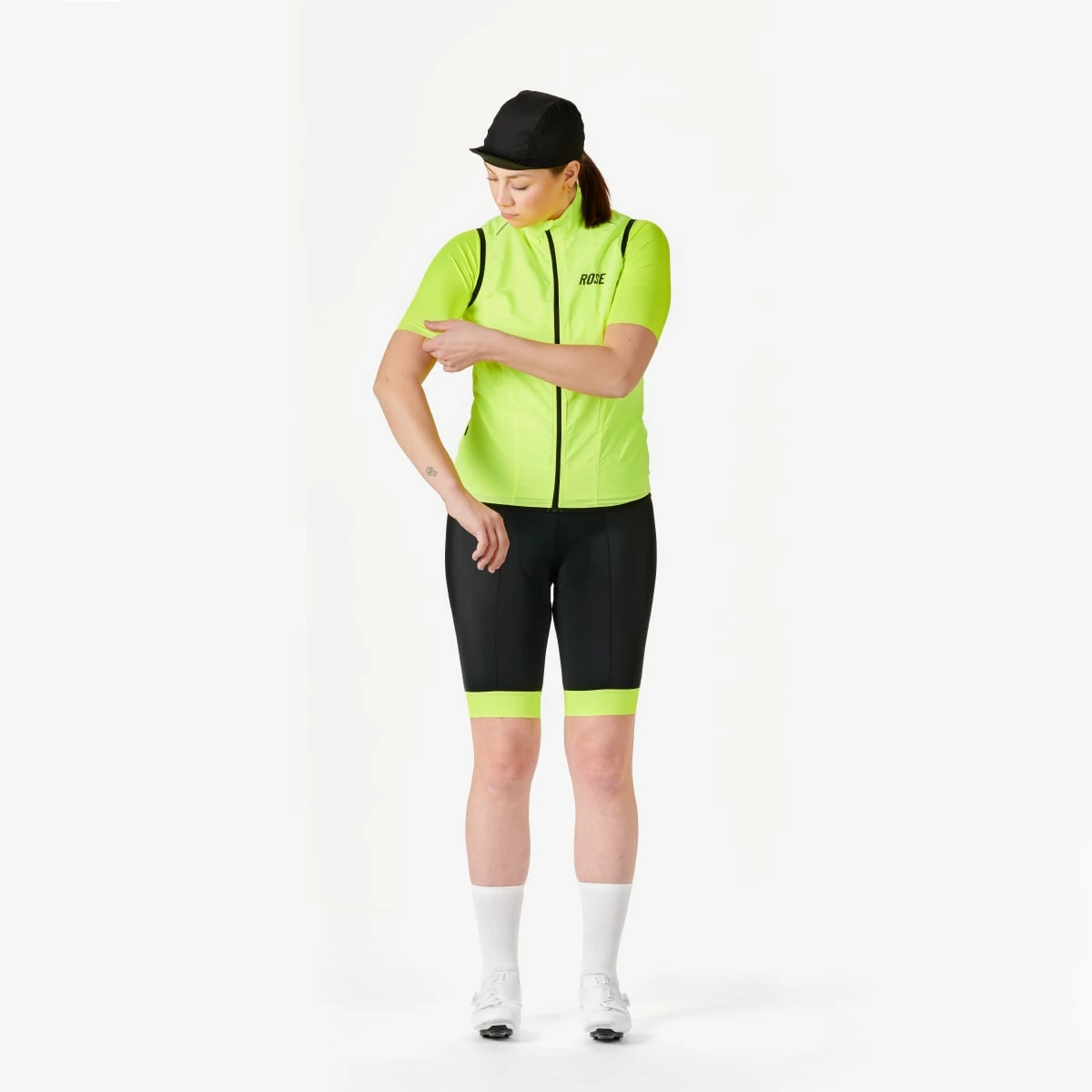 Rose CORE FLUO Wind Vest II W Windproof Cycling Vest For Women 5 Rose CORE FLUO Wind Vest II W Windproof Cycling Vest For Women - Billede 3