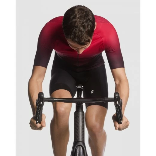 Cykel Jersey Assos Mille GT Voganski SS Herre - VignacciaRed 4 Cykel Jersey Assos Mille GT Voganski SS Herre - VignacciaRed - Billede 2